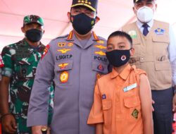 Tinjau Vaksinasi di Aceh, Kapolri Minta Forkopimda Lakukan Upaya Maksimal Cegah Peningkatan Positivity Rate
