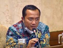 Prasetyo Hadi : Kelangkaan Minyak Goreng dan Kedelai Mahal Jauh Lebih Penting, Ketimbang Pemilu 2024 Diundur.