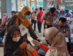Operasi Keselamatan, Polres Blora Buka Gerai Vaksin Gratis Untuk Warga