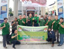 LMR – RI Komwil Sumut Bagikan Ta’jil di Jalan Gatot Subroto Medan