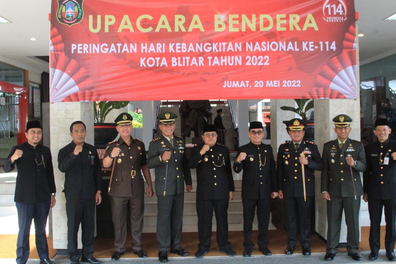 Peringatan Hari Kebangkitan Nasional ke 114 Tahun 2022 di halaman Kantor Walikota Blitar Jumat 2052022