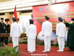 Lantik Empat Penjabat Kepala Daerah, Ganjar : Jaga Integritas, Kerja Profesional