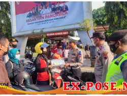 Tim Satgas Ops Zebra Candi 2022, Gelar Edukasi Tertib Berlalu Lintas Di Alun Alun Blora