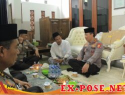 Kunjungi Gus Baha, Kapolri : Sinergitas Ulama Dan Polri Terbukti Mampu Menyelesaikan Sejumlah Masalah Besar