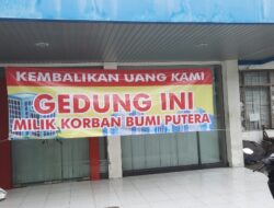 Kecewa, Puluhan Nasabah Segel Kantor AJB Bumiputera Purworejo