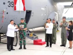 Panglima TNI Terima Pesawat C 130J 30 Super Hercules dari Menhan Prabowo
