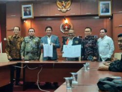 PWI dan DKPP Teken MoU Sosialisasi, Publikasi Edukasi dan Desiminsi KEPP