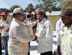 Menhan Prabowo Ziarah ke TMP Seroja Atambua