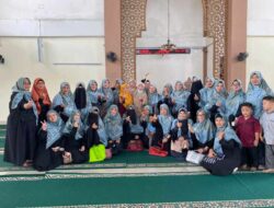 Rebana dan Pengajian Majelis Ta’lim Mesjid At-Taqwa Bojong Baru